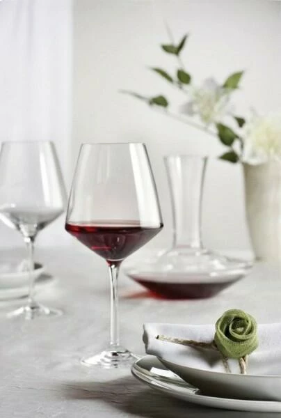 RCR Rotweinglas Mit Langem Stiel Aria, 6er-Set 3 RCR Rotweinglas Mit Langem Stiel Aria, 6er-Set – Bild 3