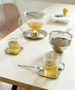 Mono Filio Teekanne 1,5 L Mit Integriertem Stövchen 7 Mono Filio Teekanne 1,5 L Mit Integriertem Stövchen -Bialetti-shop Mono Filio Teapot 44500 Milieu2 Fabian Frinzel 1