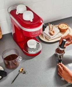 KitchenAid Halbautomatische Espressomaschine ARTISAN In Empire Rot -Bialetti-shop P200263kp 082z
